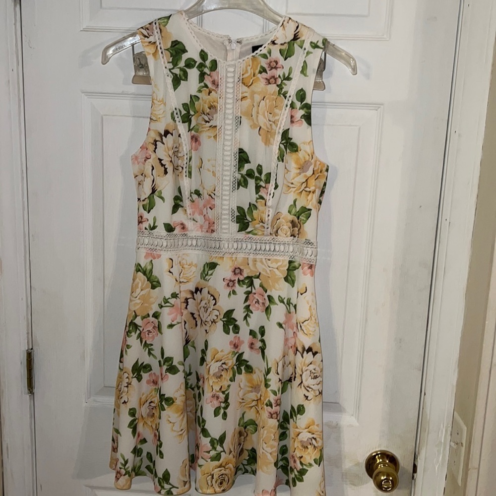 Disney Princess Floral & Lace Dress M